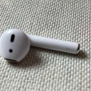 Apple AirPod headphones replacement 2nd Gen